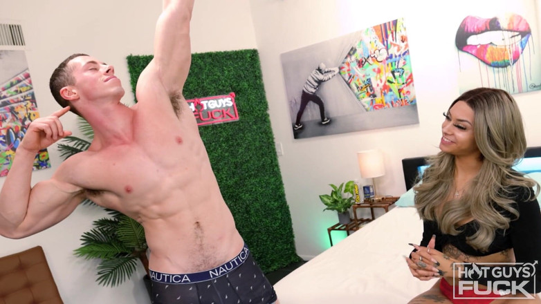Hot Guys Fuck: Hung micky mallato lagi asik ngentot sama baddie bertato