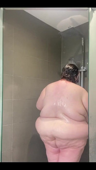 Walk in Showers Just Hit Differently