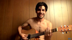 Straight naked thugs: Dovednosti na kytaru a hlazení!