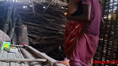 Villagesex91: Bhabhi ki chupke se chudai ngentot di luar ruangan bhabhi...