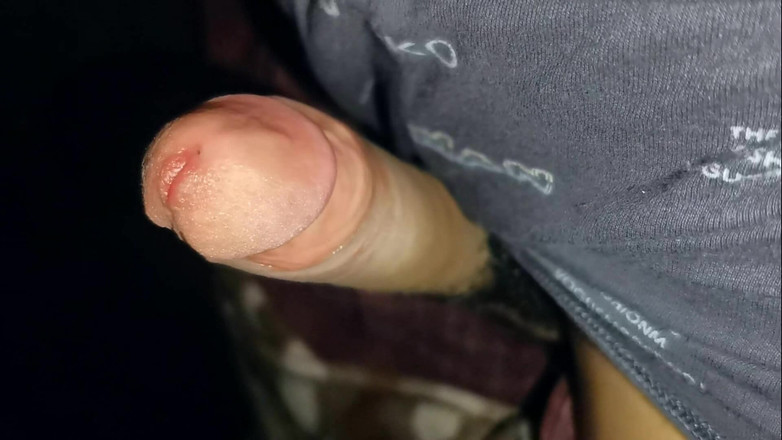 SEXY_GUYBEST: Kontol besar yang berair hampir muncrat