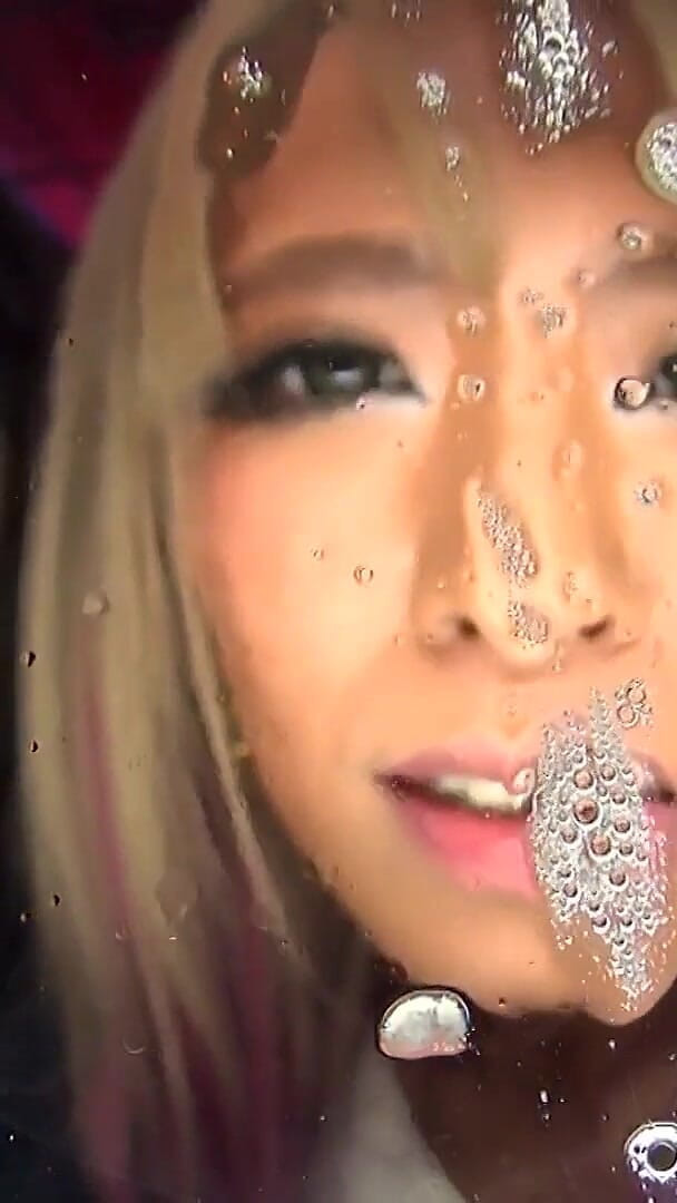 Japan Fetish Fusion: ริสะกับยูอะ นานามิ รังแกแกด้วยลิ้นชุ่มน้ำลายและลมหายใจควันบุหรี่ การลงโทษ POV สกปรกที่น้ำลายไหลยืด