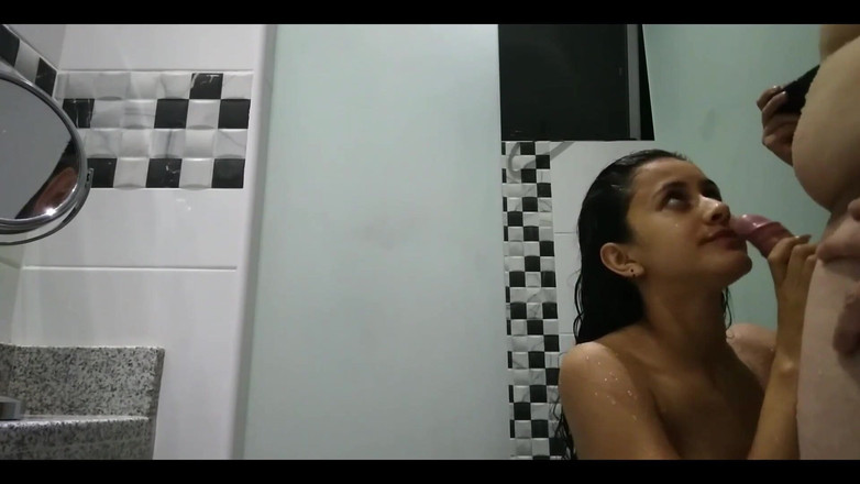 xMilfucker: Die Videos, die ich von meiner sekretärin gesammelt habe, fragen...