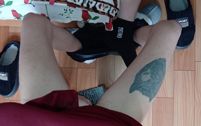 Lesbian-candys: Мы смотрим, как наши киски и мастурбируют друг перед другом