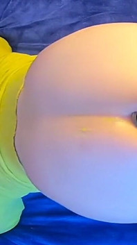 Großer saftiger femboy-hintern so gut gestopft 3