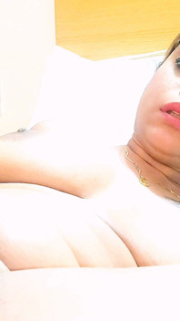 Desi video Ehemann und ehefrau hatten morgens sex zu hause.