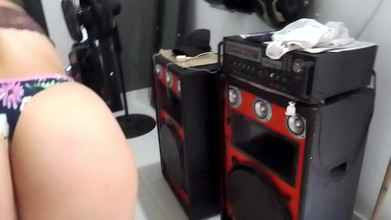 Kanu Eel: MILF with Huge Ass Sells Motorcycle and Adds a Blowjob...