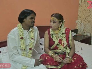 Creative Pervert: Gorąca indyjska noc poślubna - seks poślubny