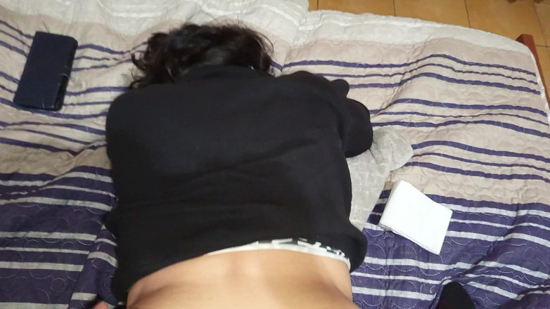 Moo DBOXXX: Avec mon amie chrétienne, étudiante en médecine, on baise tous les...