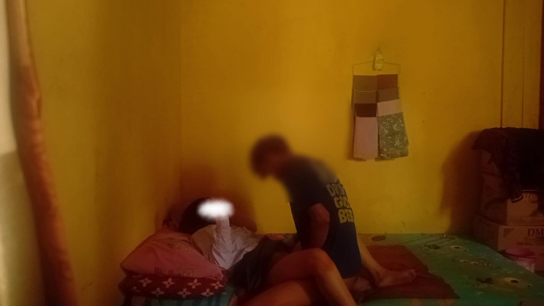 Famly sex: Teenage Girl in College in Entot at Her House When...