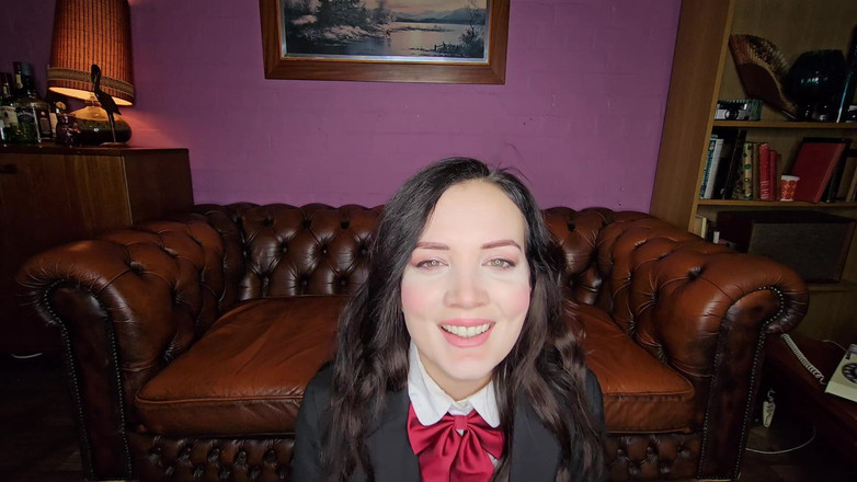 Faye Taylor: Bratty 女大学生口交和繁殖虚拟性爱