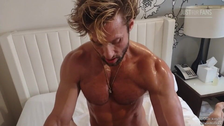 JackWolfXXX: Dom King запліднює Джека Вольфа