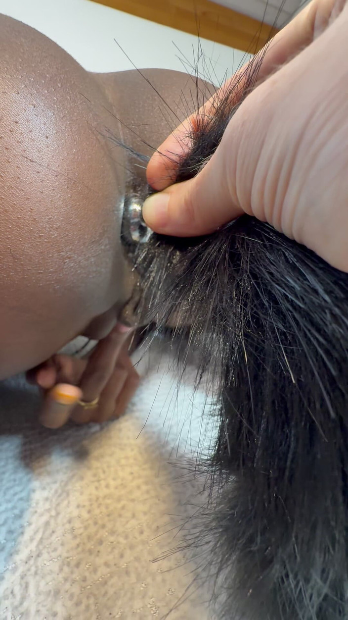 Missblackreey: Sexy plug anale gioca con piccola ebano - enorme sborrata anale