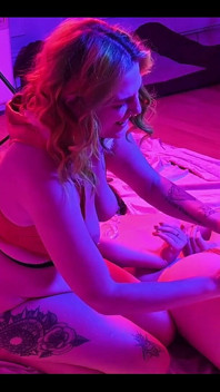 Yaya Gingersnatch i Przyjaciel Anal Candy Cane Play