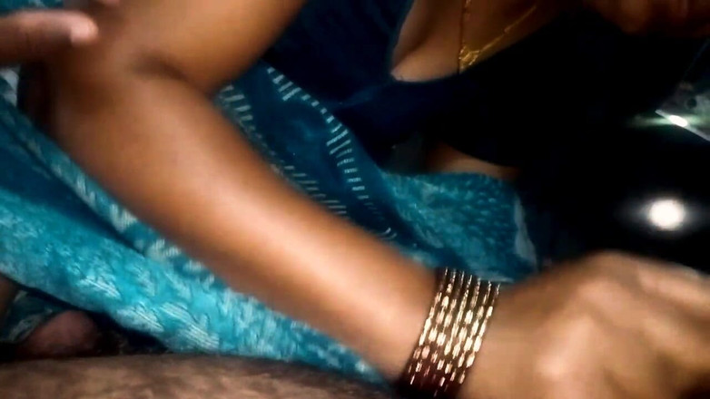 Hemant: Manželka pohodlně sála penis svého manžela