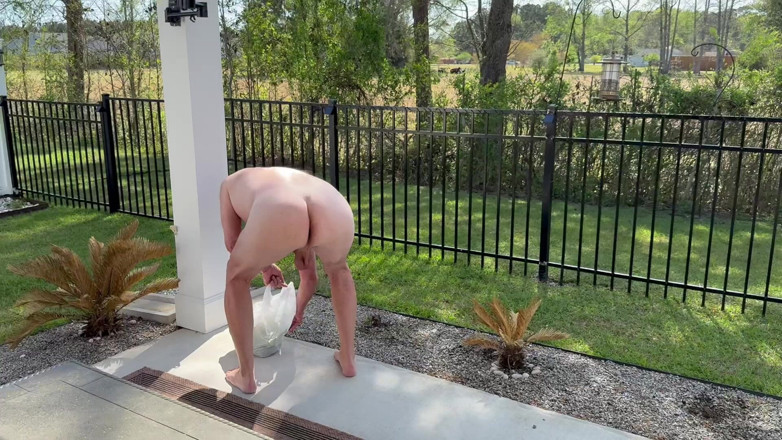 ProfessorPaul: Naked Gardening
