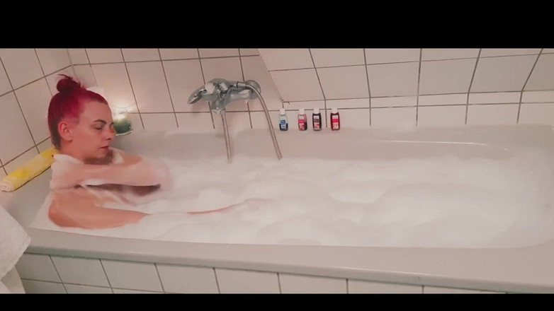 LillyMania: Maaf untuk Penangguhkan