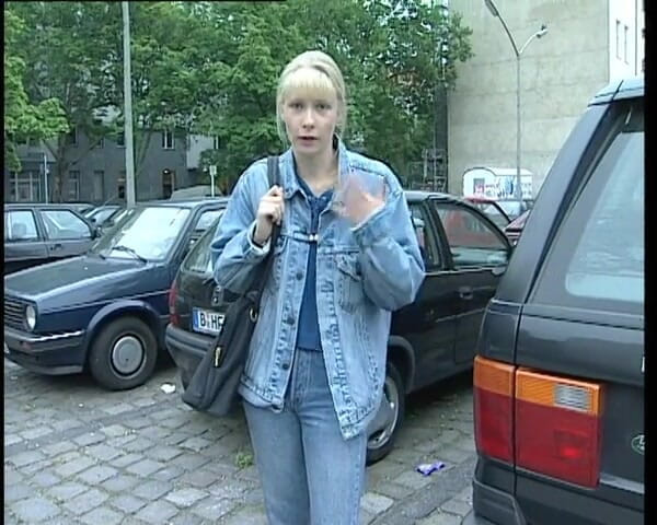 YOUR FIRST PORN: Meine muschi ist auch blond - Bettina softclip la mia figa è...