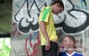 EXHIB BOYS: Dos jóvenes futbolistas sexy follan durante el entretenimiento