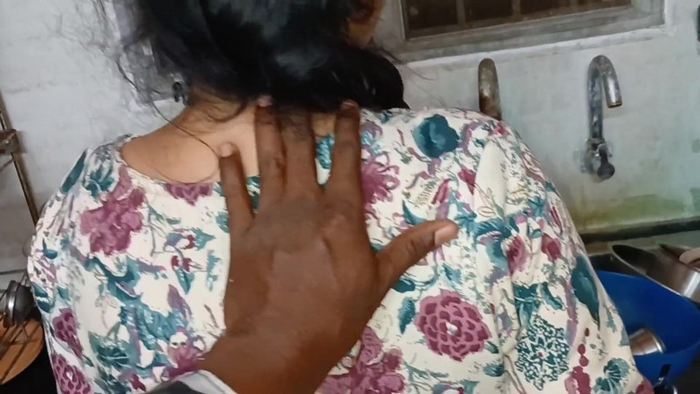 Apple Porn: Extreme Cowgirl Sex with Devar Bhabhi