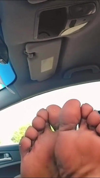 Sesión de coche con pies de ébano de chocolate oscuro talla 8 de Andrea para el desayuno!!