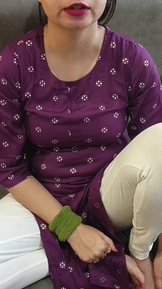 Saarabhabhi6: Indian Step Mom and Step Son Ka Najayaz Walla Pyar...