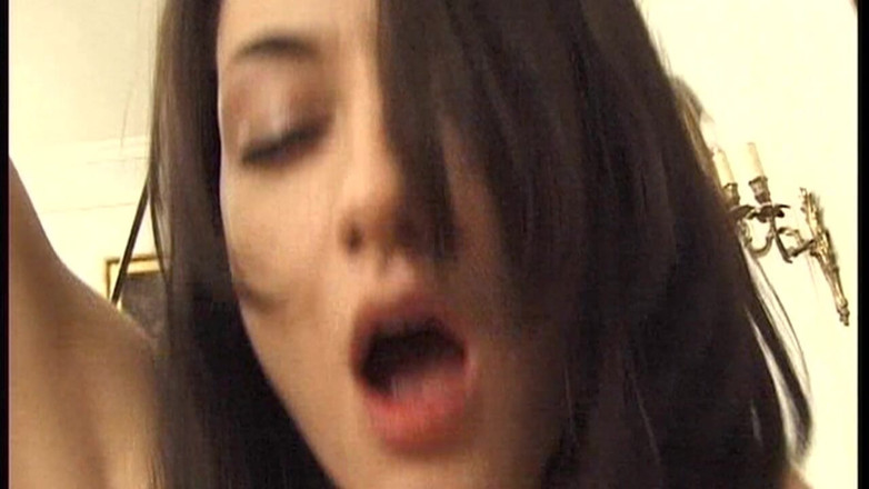 THAGSON MILFS: Seductora milf provoca y luego toma follada profunda