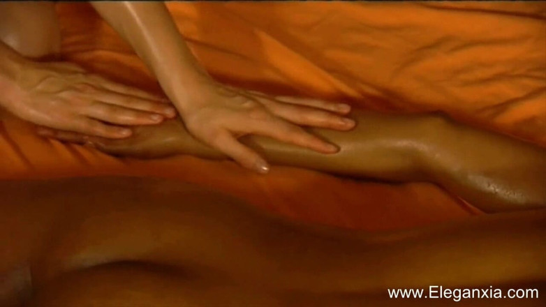 Eleganxia: Eleganxia - massaggio lesbico erotico