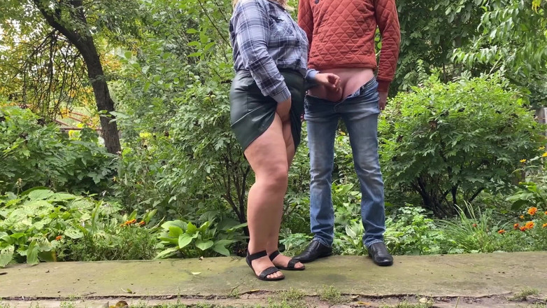 OurFetishLife: Ibu Tiri Tahu Cara Membuatkan Saya Pancut Pada Pantat Ketatnya