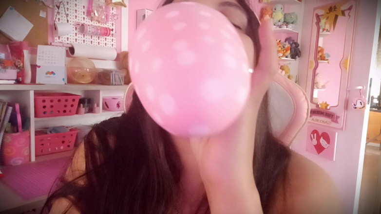 melu_world: Puffy Cheeks Balloon Blowing - Bunny Looner