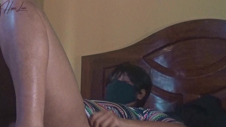 Hope Love: Pulang dari tempat kerja, isteri jiran sentiasa meminta untuk berpuas...