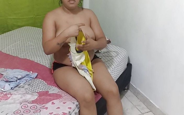 Keilimar: Adolescente latina fazendo vídeo caseiro com seu meio-irmão