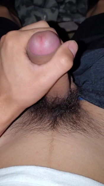 Officialztwink: Giovane di 18 anni nuda