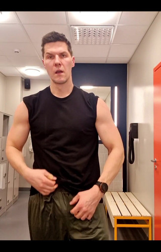 Awesome A: Soyunma odası eşyaları