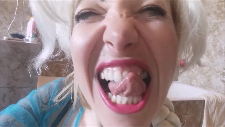savannahamatoriale: Elsa: the Ice Queen Are Not Too Frozen