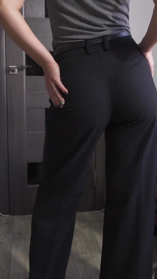 Teasecombo 4K: Secretary Pants Too Tight so They Rip Open
