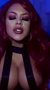 Curva excitată cerșește spermă