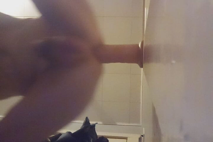 Mellissa: Mellissa假阳具肛交