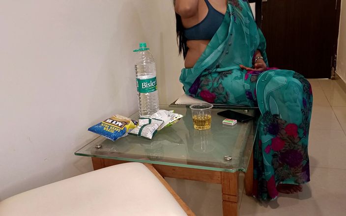 Yourdidipriya: ホットBhabhiがホテルに来て、ファックされた乗り物Devarデカチン