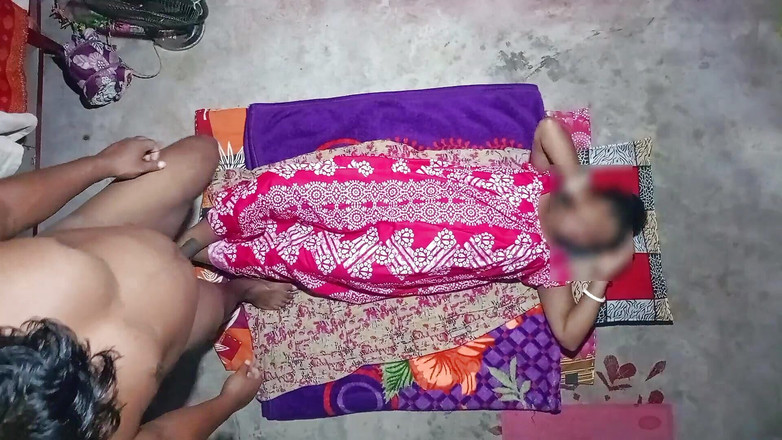 Dogrupali69: Nachdem ich einen neuen nachthemd getragen hatte, fickte ich meine...