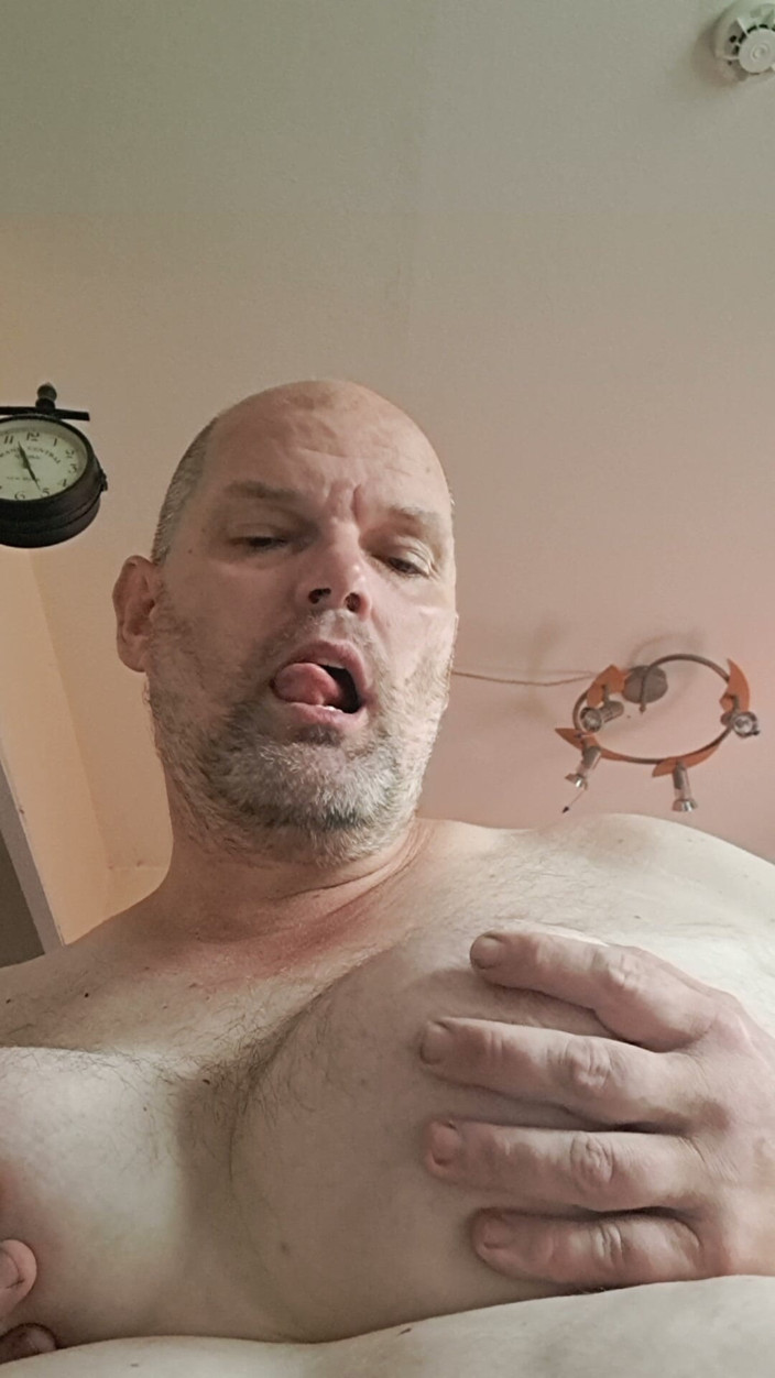 Fickspecht: Tits, Tits, Tits From the Slut