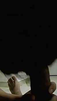 Hotwife Karina vai a casa de uma amiga e acaba por se divertir - PARTE 1
