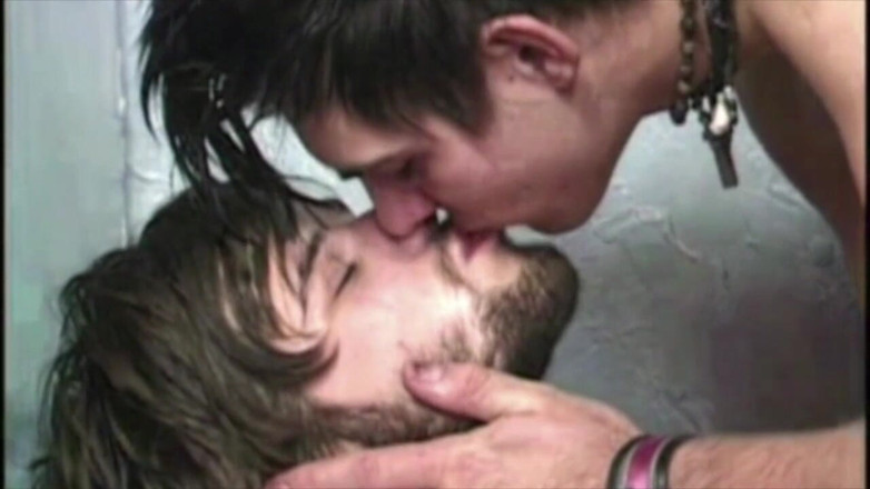 Young straight boy masturbation: Awek muda berkongkek kembar lurus buat kali firs