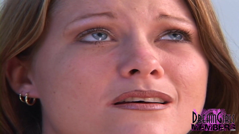 Dream Girls: Courtney Releases Her Huge Juggs