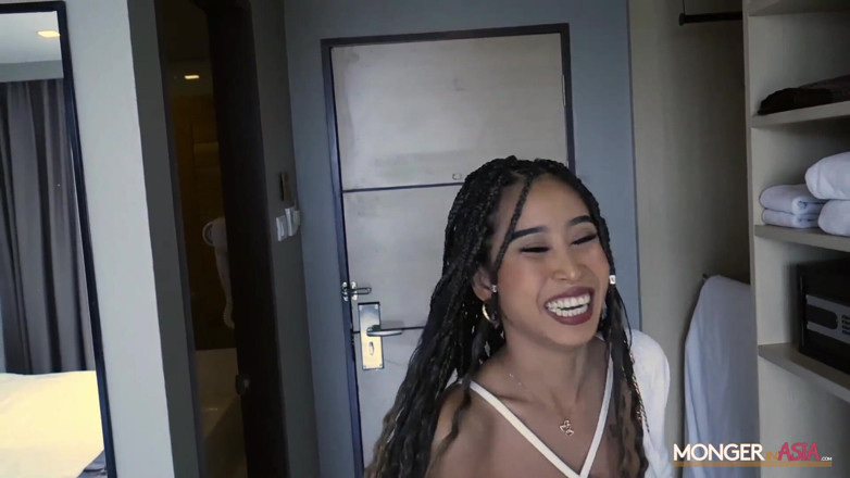 Monger In Asia: Pikiran: cewek kecanduan seks ngidam orang asing