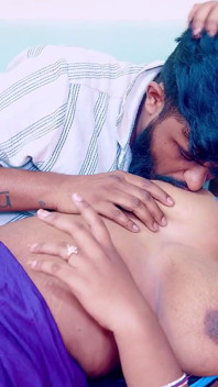 Sexy coppia indiana del sud romanticismo nella notte calda
