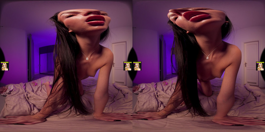 VR Bananas: I Miss You so Much, Eat Me Good Please