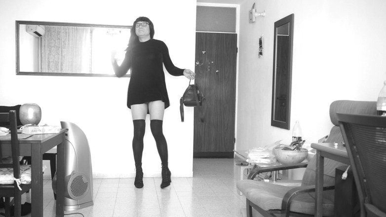 Voyager: Crossdresser Short Dress Show