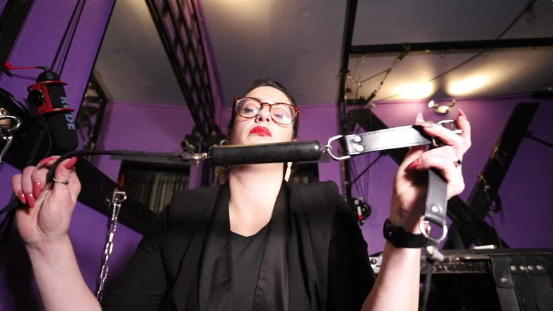 Countess diamond: Děvka s kapající děvkou