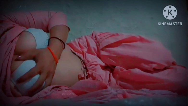 TricolorMusic3: ホットクイーンガール MMS動画 指で熱い膣、とても興奮して濡れて熱い美しいセクシーな膣、ティーンエイジャーのホットでセクシーな女の子、とても興奮したホットな膣